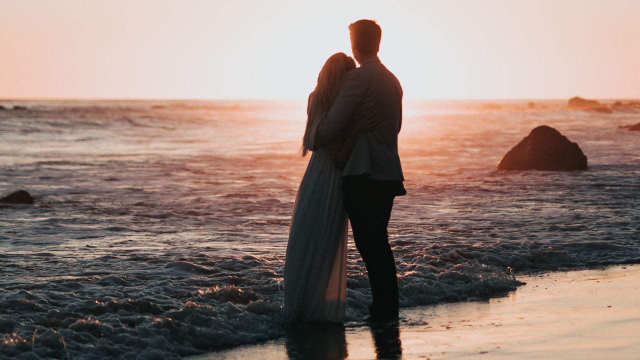 Jak miłość postrzegają mężczyźni? Jak myśli zakochany mężczyzna? Miłość mężczyzn, która daje o sobie znać!